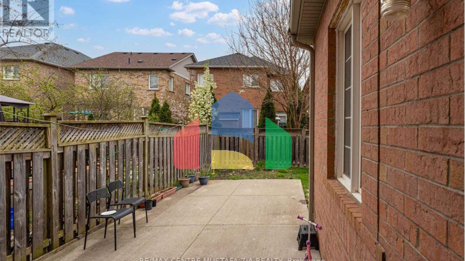 Residential - Single Family Home - Mississauga, Canada - Canada