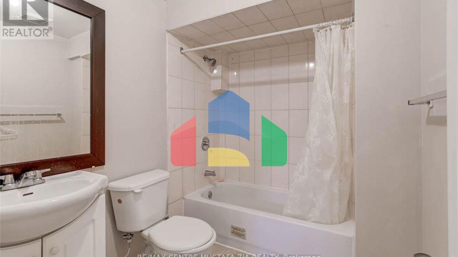 Residential - Single Family Home - Mississauga, Canada - Canada