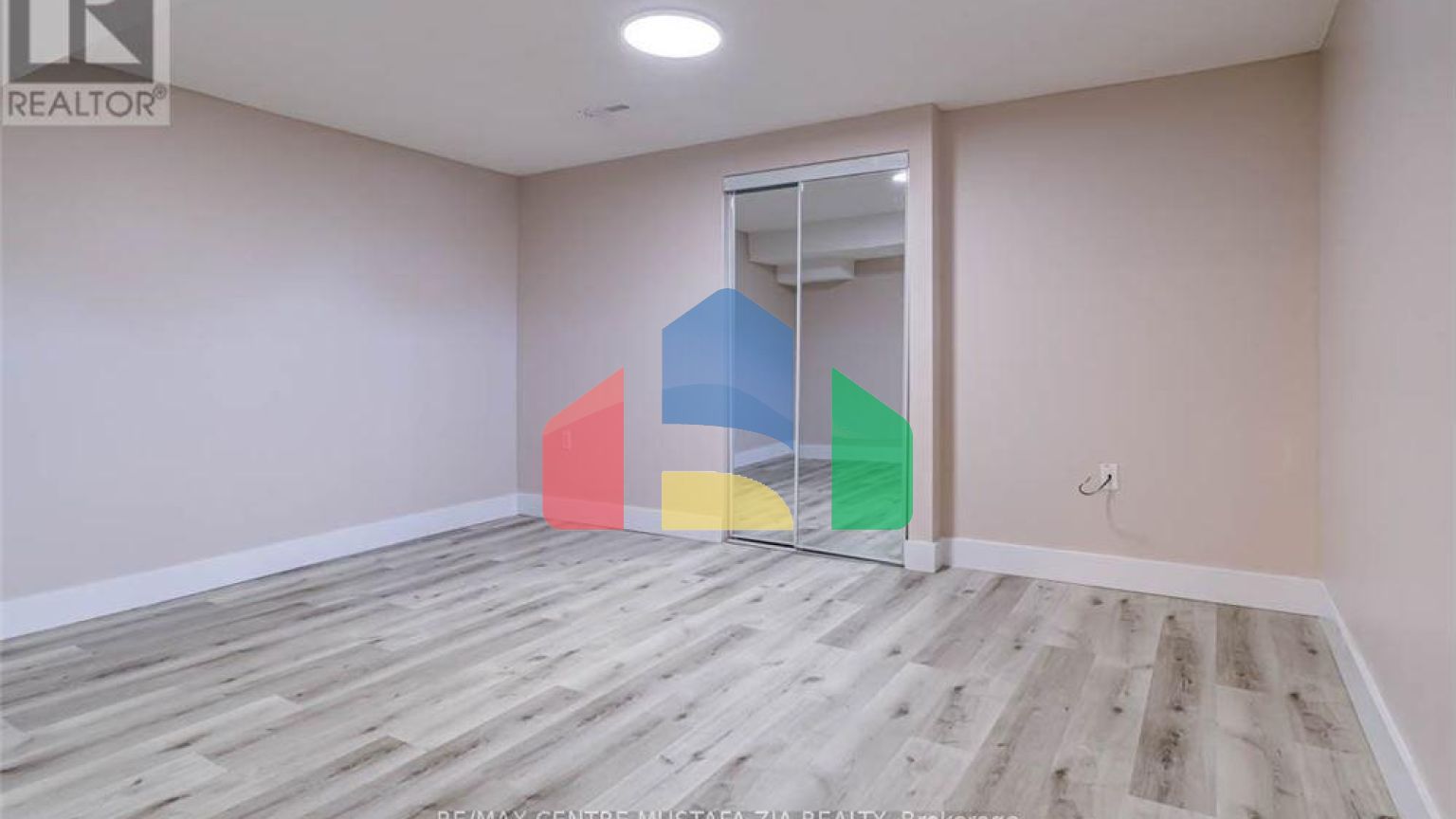 Residential - Single Family Home - Mississauga, Canada - Canada