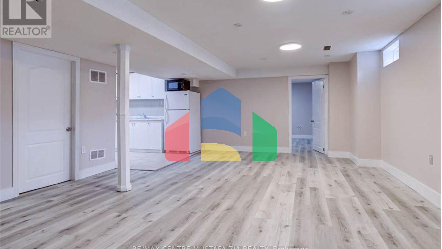 Residential - Single Family Home - Mississauga, Canada - Canada