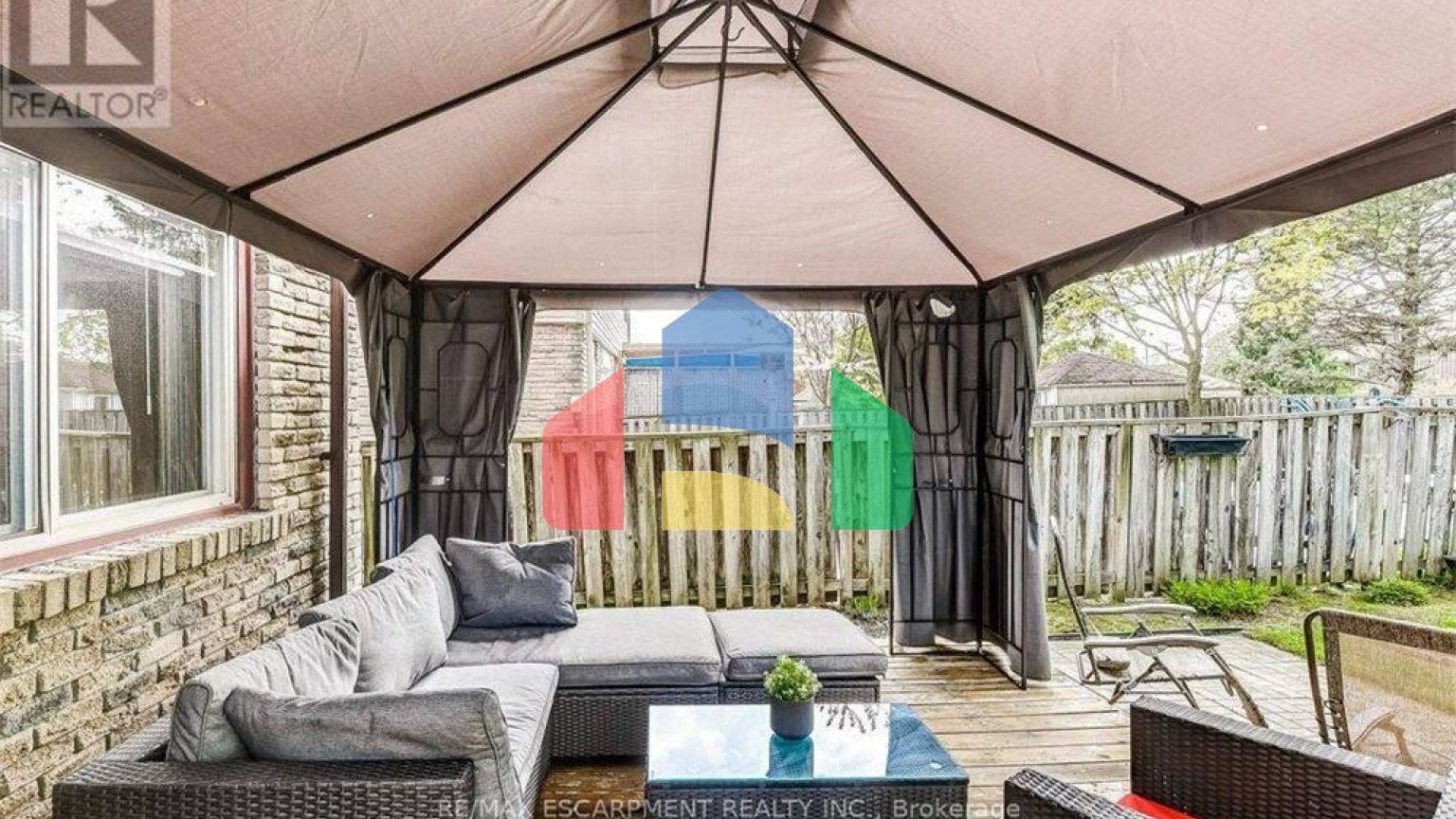 Residential - Single Family Home - Mississauga, Canada - Canada