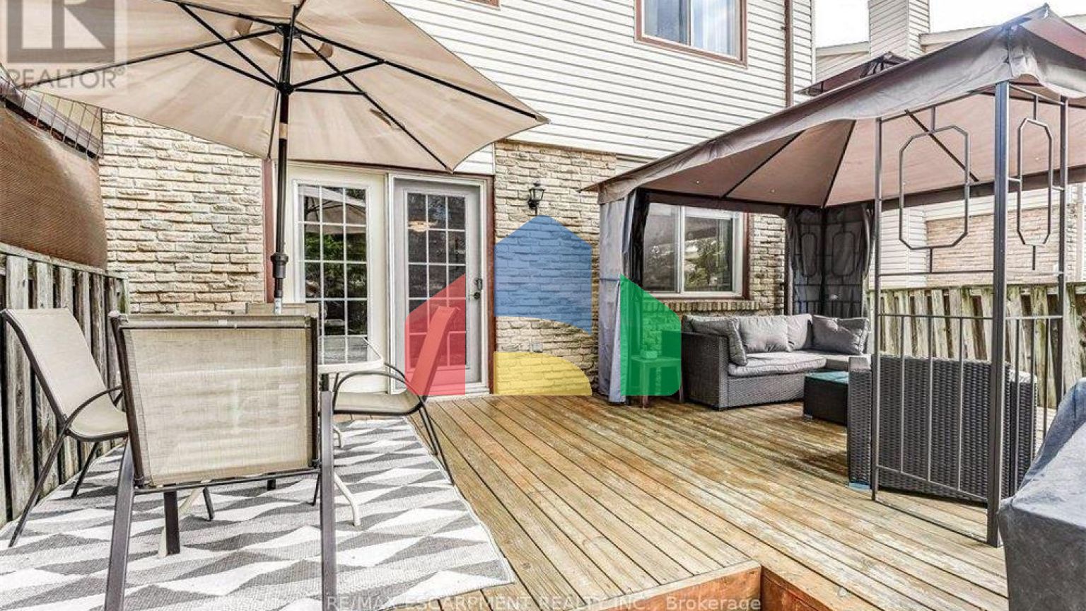 Residential - Single Family Home - Mississauga, Canada - Canada