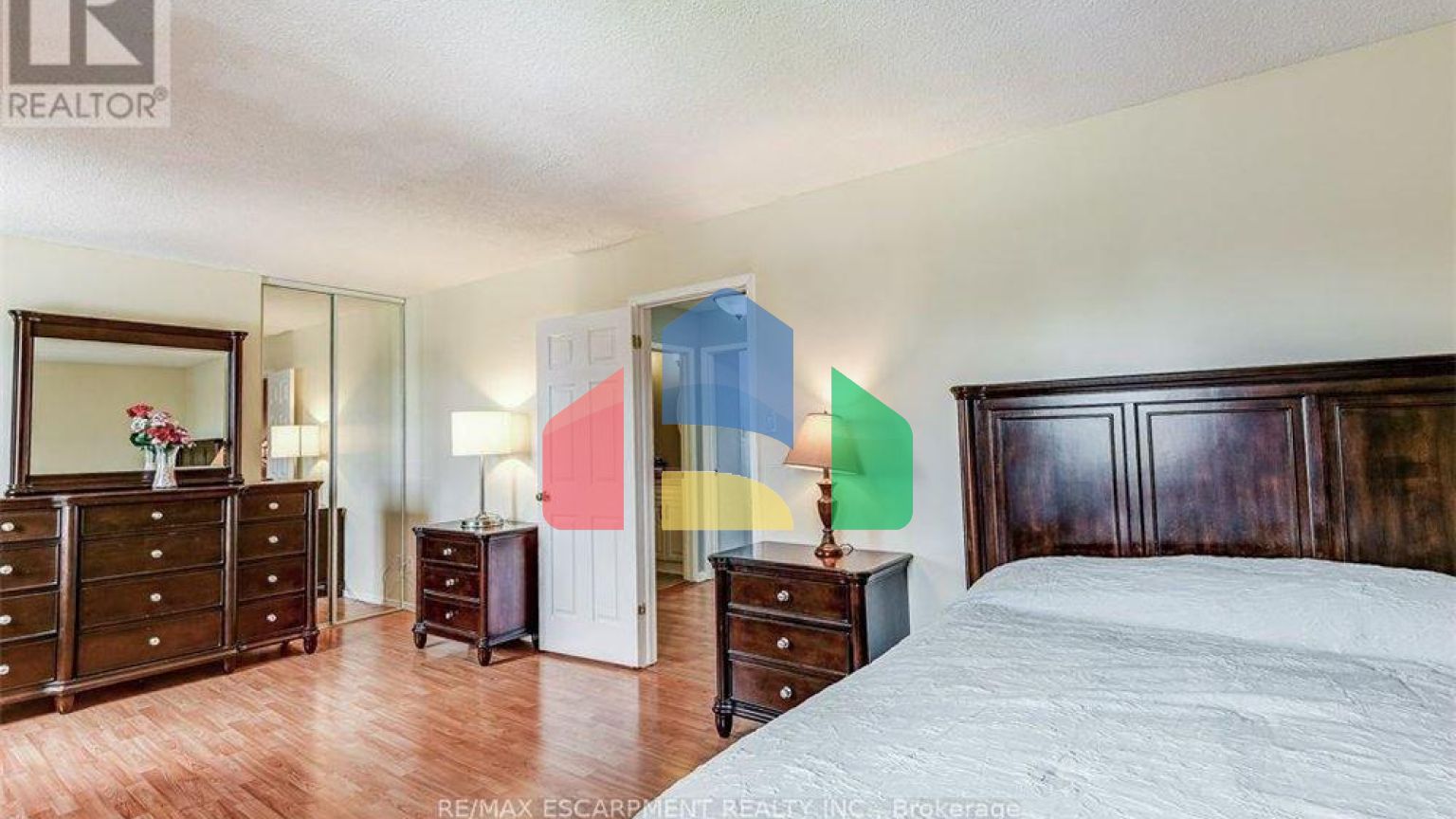 Residential - Single Family Home - Mississauga, Canada - Canada