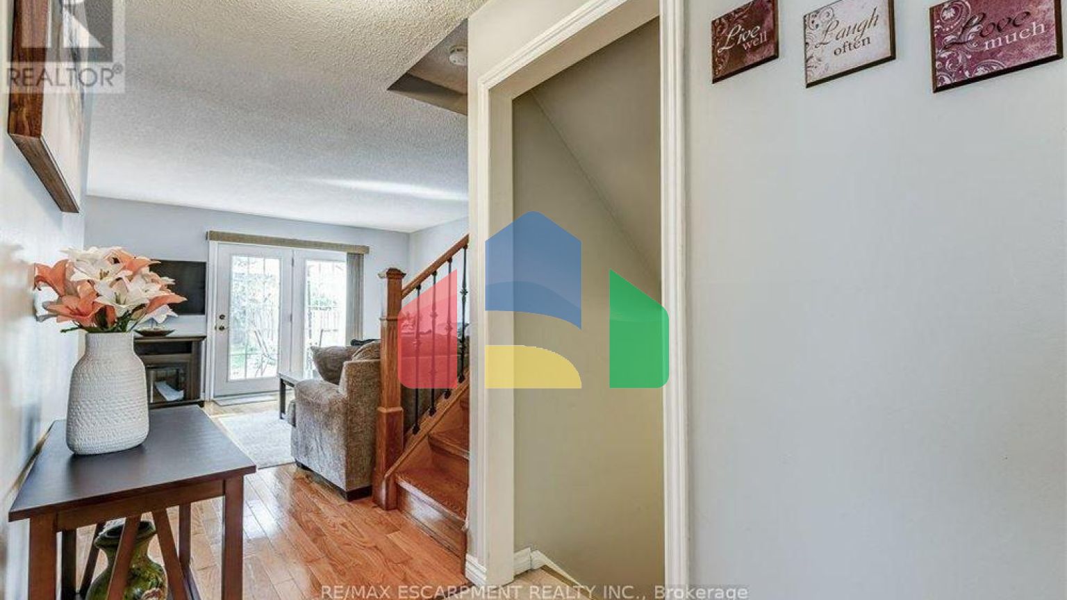 Residential - Single Family Home - Mississauga, Canada - Canada