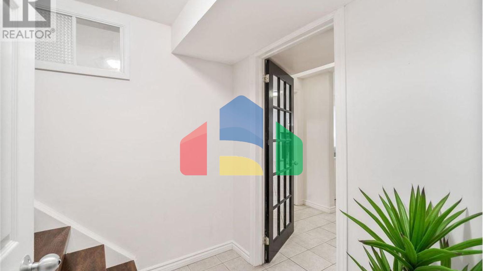 Residential - Single Family Home - Mississauga, Canada - Canada