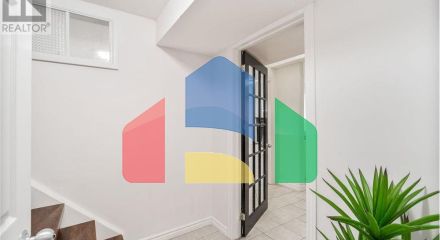 Residential - Single Family Home - Mississauga, Canada - Canada Residential - Single Family Home - Mississauga, Canada - Canada