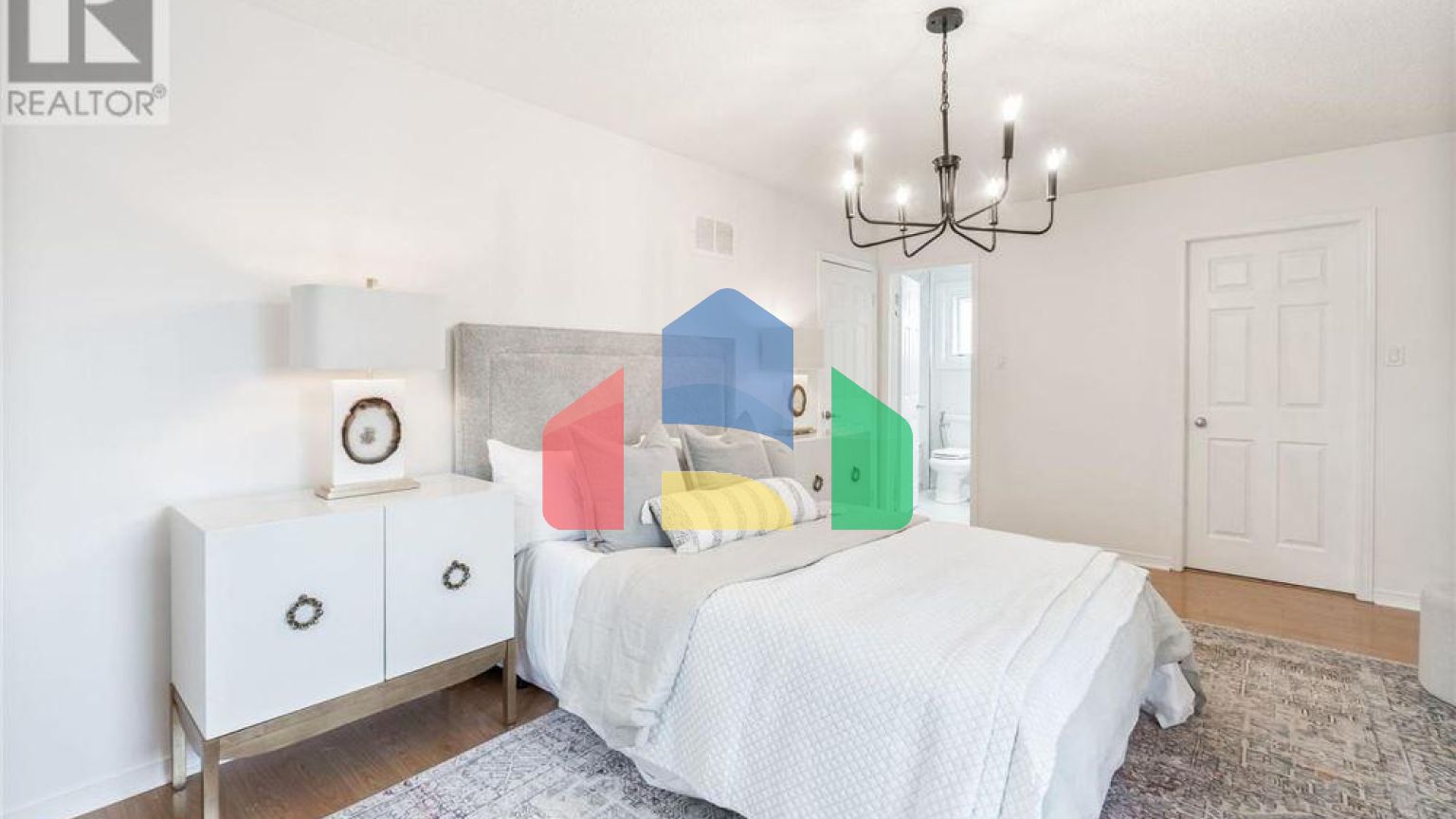 Residential - Single Family Home - Mississauga, Canada - Canada