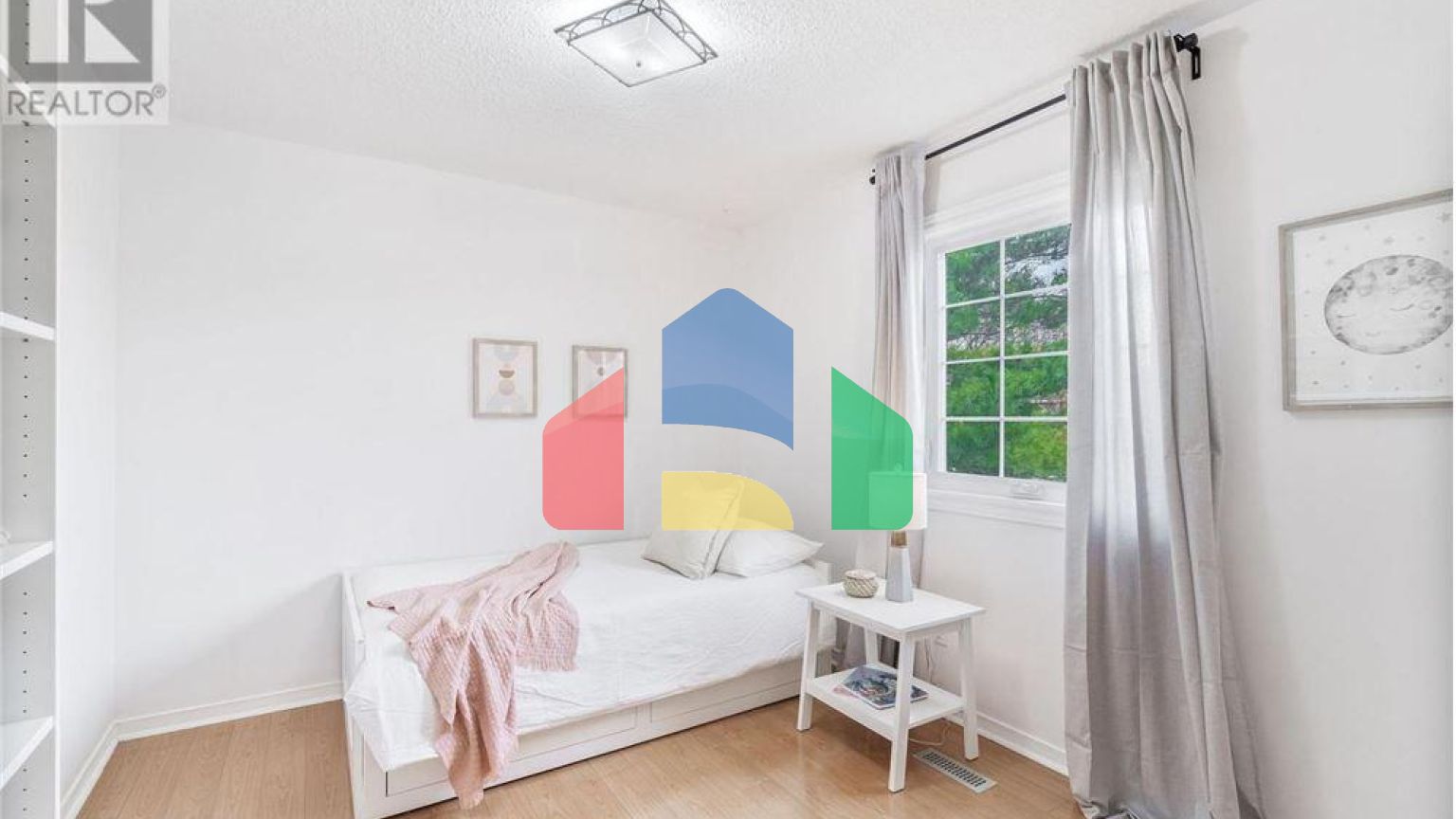 Residential - Single Family Home - Mississauga, Canada - Canada