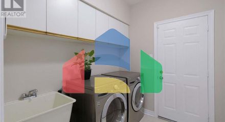 Residential - Single Family Home - Mississauga, Canada - Canada