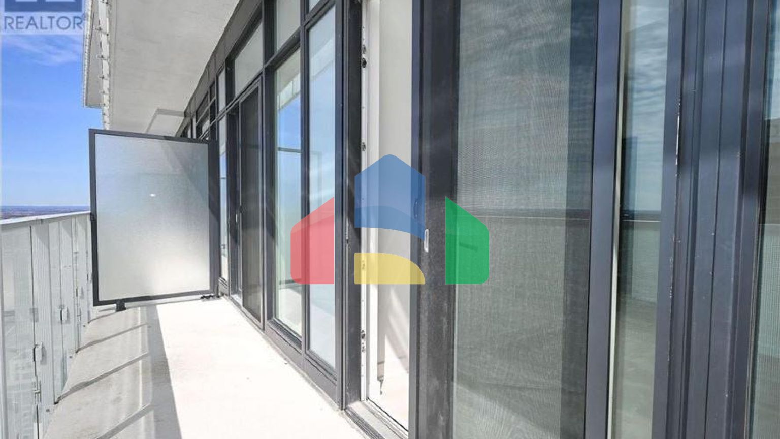 Residential - Condo/Apartment - Mississauga, Canada - Canada