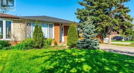 Residential - Single Family Home - Mississauga, Canada - Canada