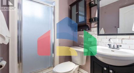 Residential - Single Family Home - Mississauga, Canada - Canada Residential - Single Family Home - Mississauga, Canada - Canada