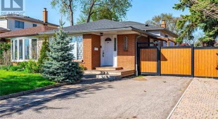 Residential - Single Family Home - Mississauga, Canada - Canada