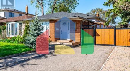 Residential - Single Family Home - Mississauga, Canada - Canada