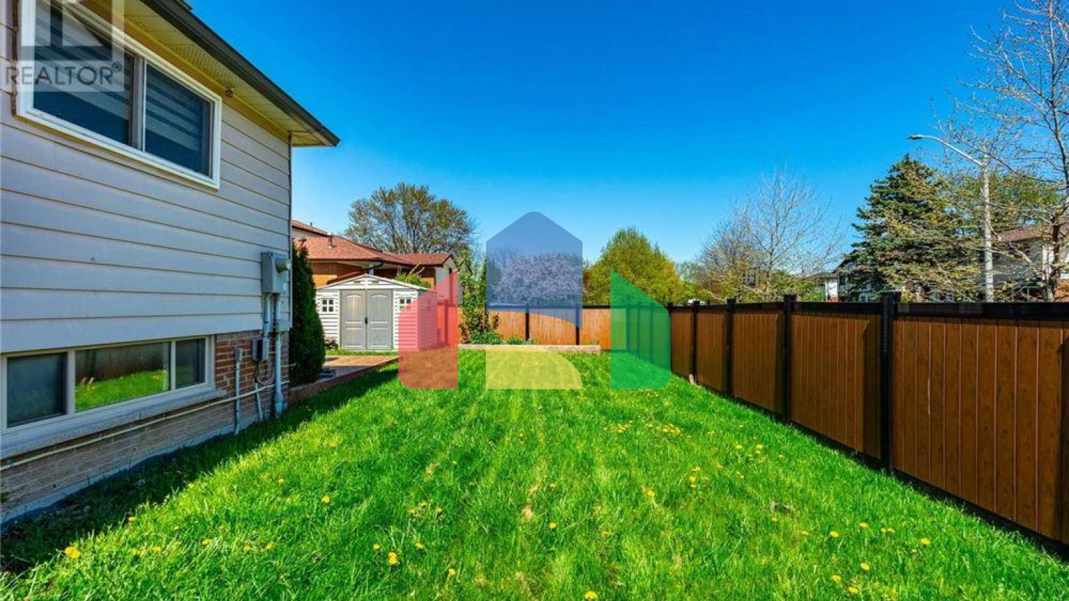 Residential - Single Family Home - Mississauga, Canada - Canada