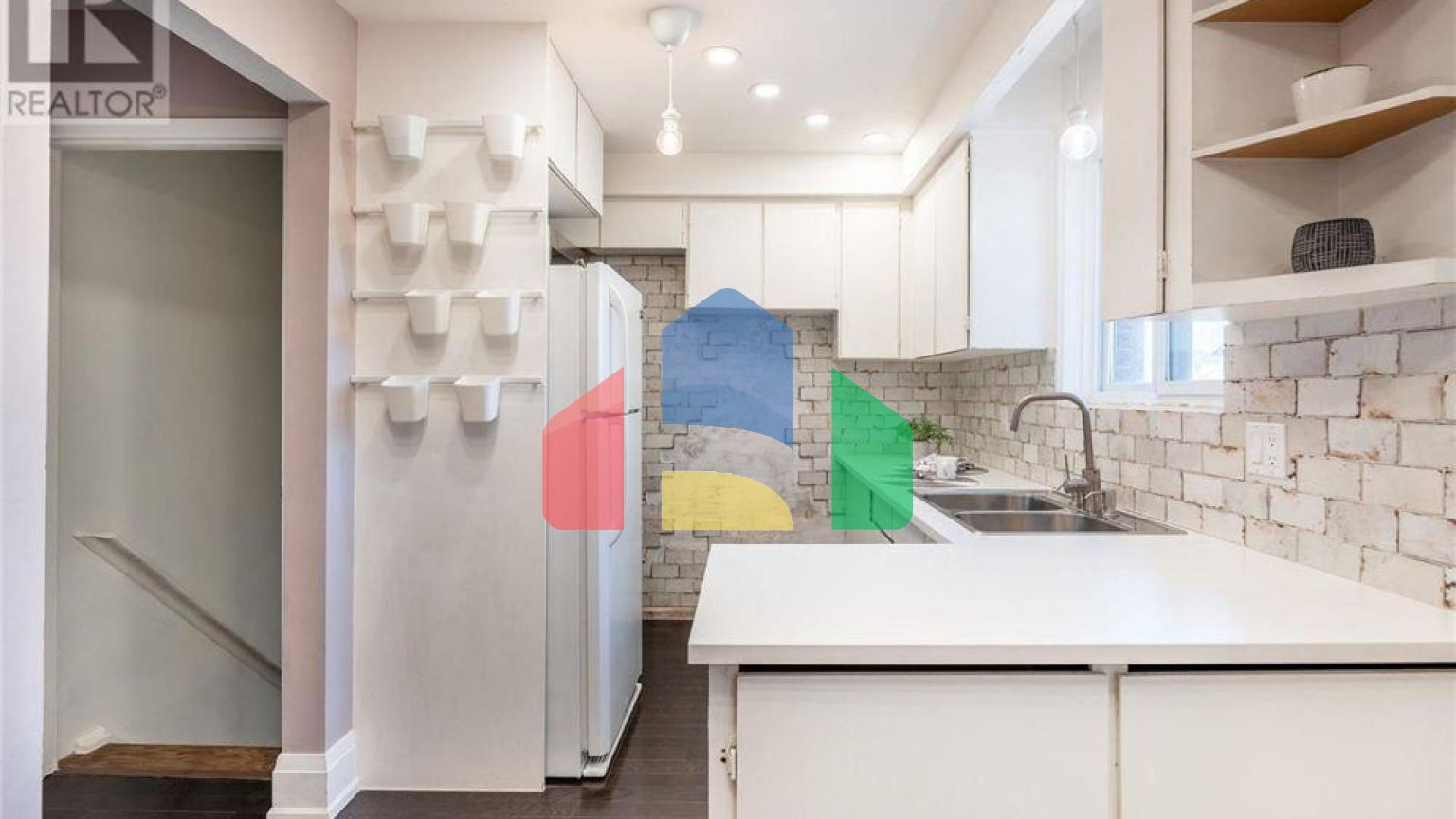 Residential - Single Family Home - Mississauga, Canada - Canada