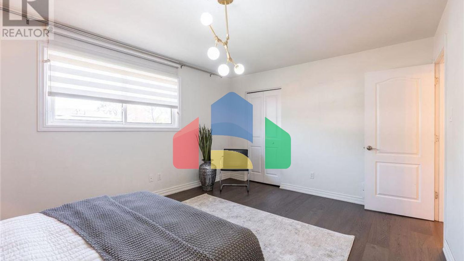 Residential - Single Family Home - Mississauga, Canada - Canada