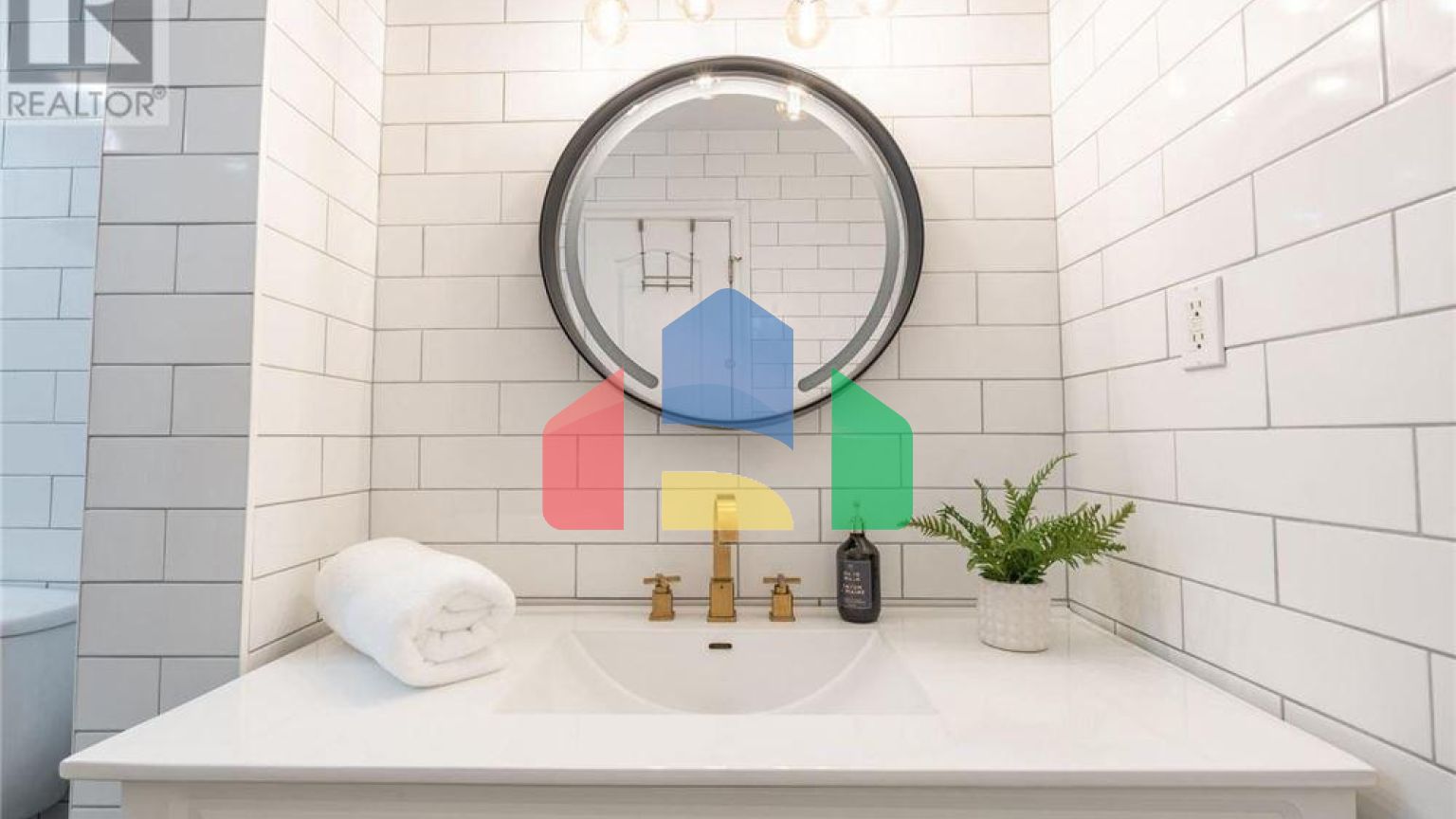 Residential - Single Family Home - Mississauga, Canada - Canada