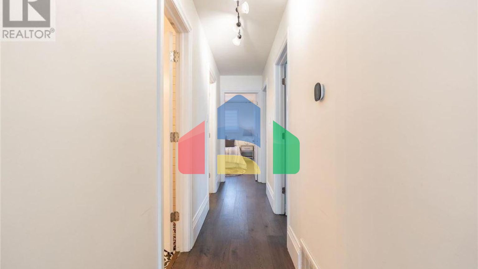 Residential - Single Family Home - Mississauga, Canada - Canada