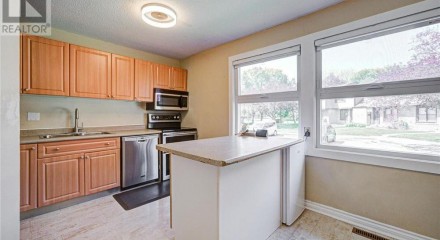Residential - Condo/Apartment - Mississauga, Canada - Canada