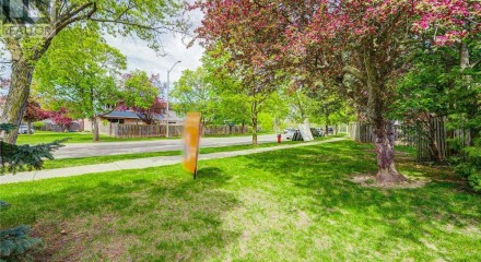 Residential - Condo/Apartment - Mississauga, Canada - Canada