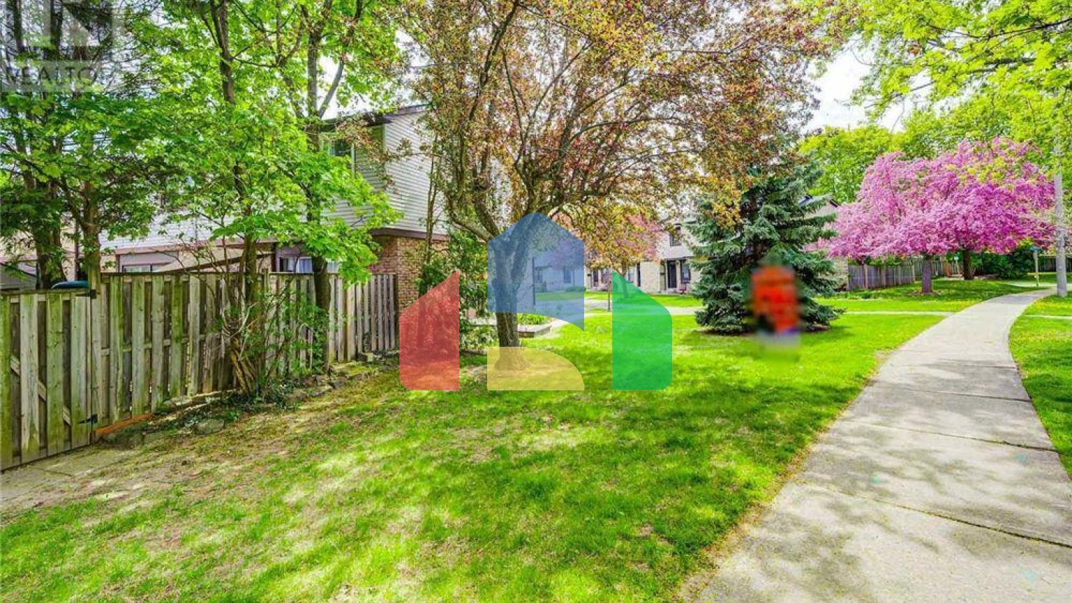 Residential - Condo/Apartment - Mississauga, Canada - Canada