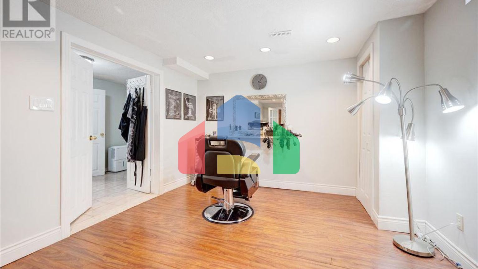 Residential - Single Family Home - Mississauga, Canada - Canada