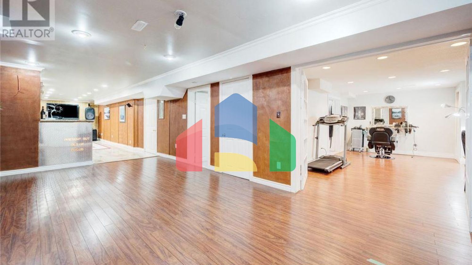 Residential - Single Family Home - Mississauga, Canada - Canada