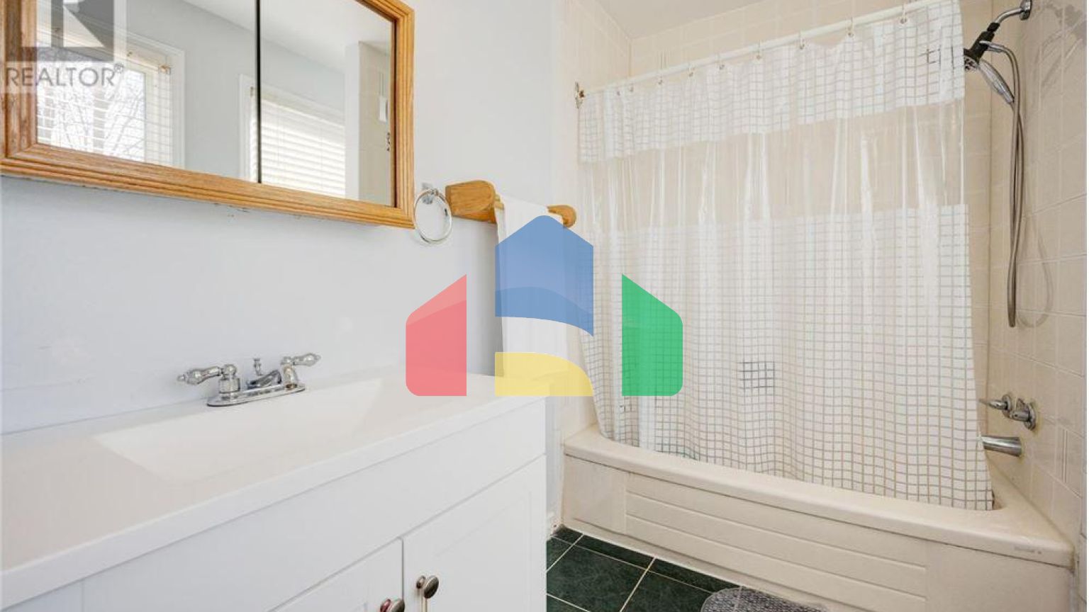 Residential - Single Family Home - Mississauga, Canada - Canada