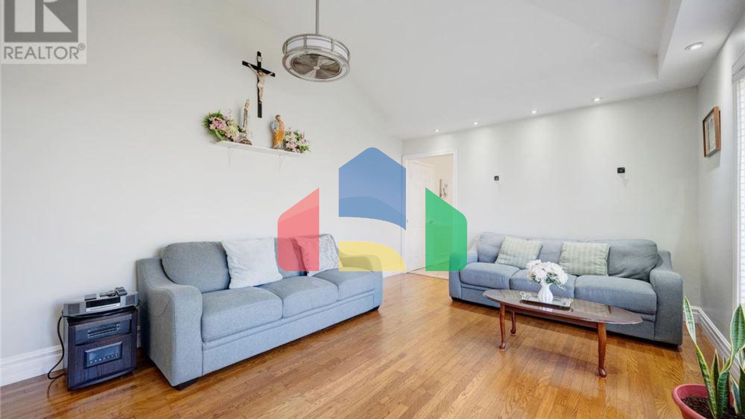 Residential - Single Family Home - Mississauga, Canada - Canada