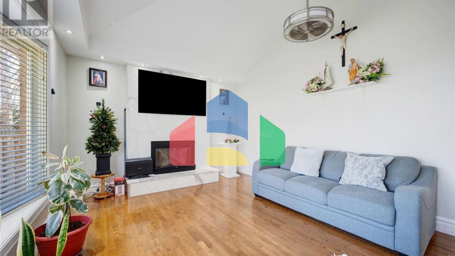 Residential - Single Family Home - Mississauga, Canada - Canada