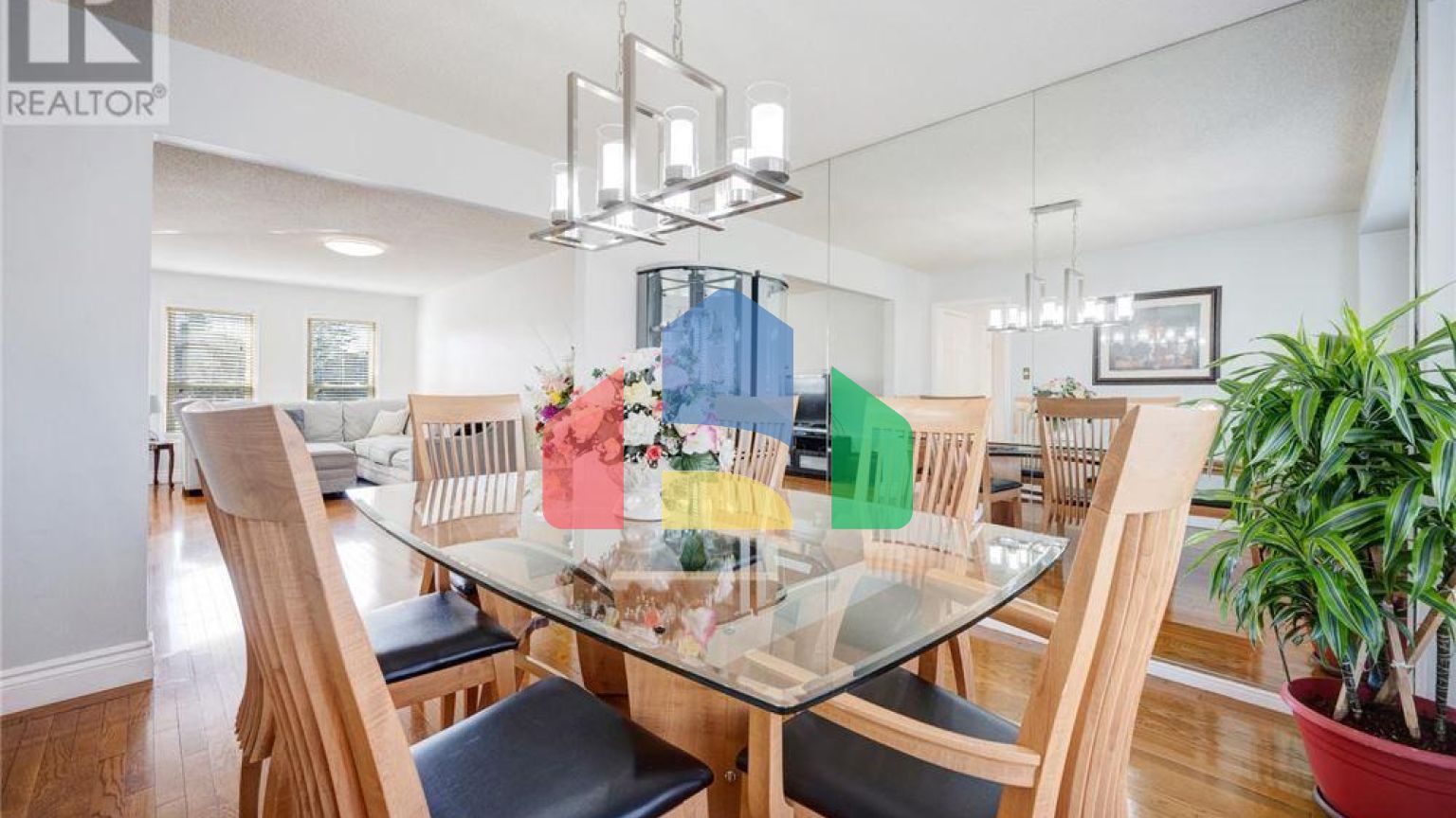 Residential - Single Family Home - Mississauga, Canada - Canada