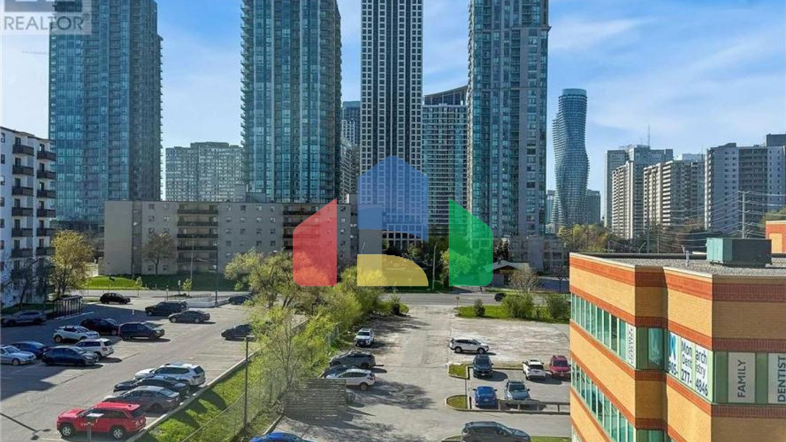 Residential - Condo/Apartment - Mississauga, Canada - Canada