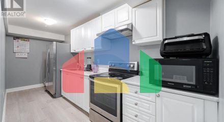 Residential - Single Family Home - Mississauga, Canada - Canada