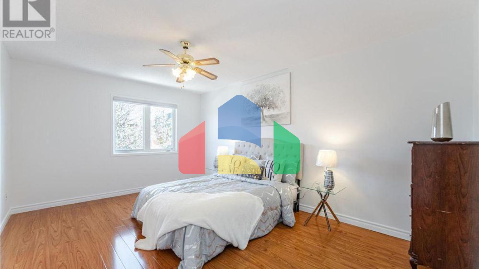 Residential - Single Family Home - Mississauga, Canada - Canada