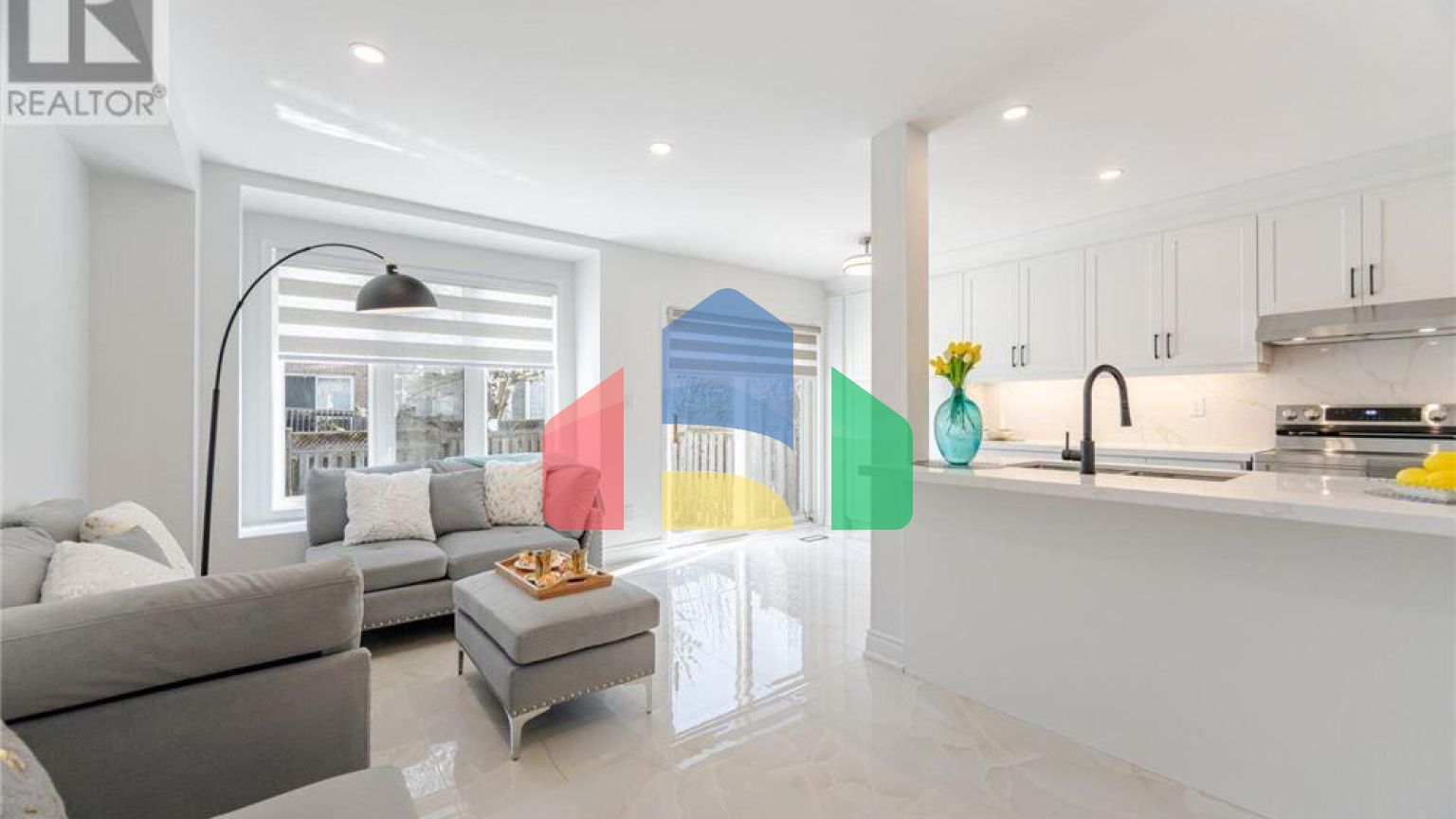 Residential - Single Family Home - Mississauga, Canada - Canada