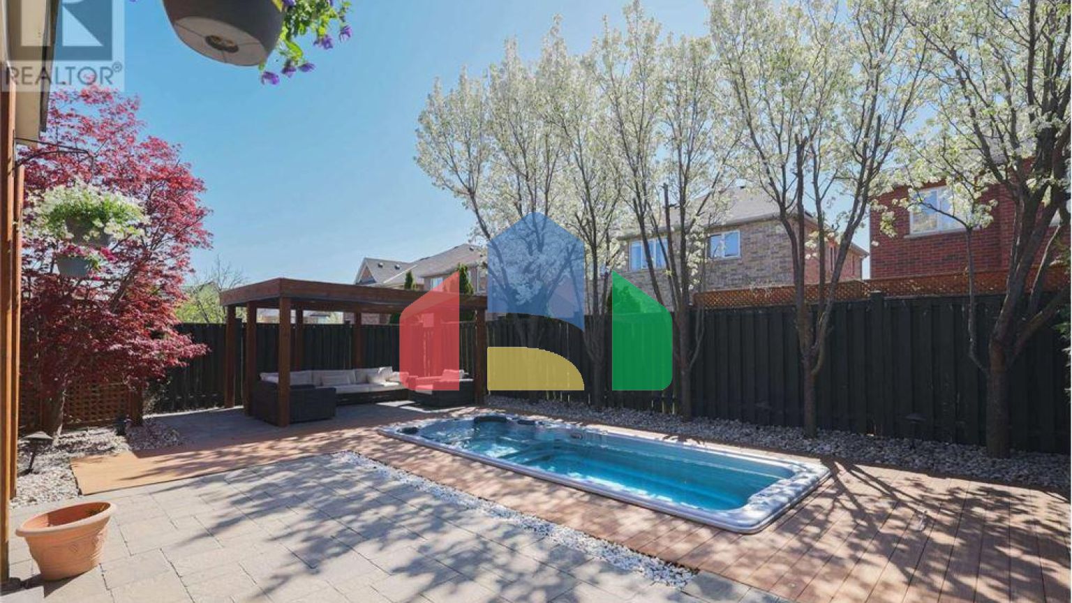 Residential - Single Family Home - Mississauga, Canada - Canada