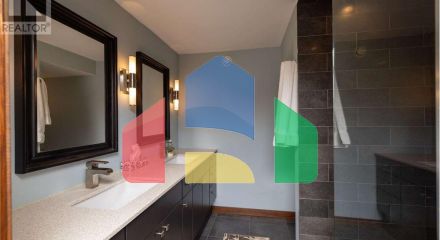 Residential - Single Family Home - Mississauga, Canada - Canada