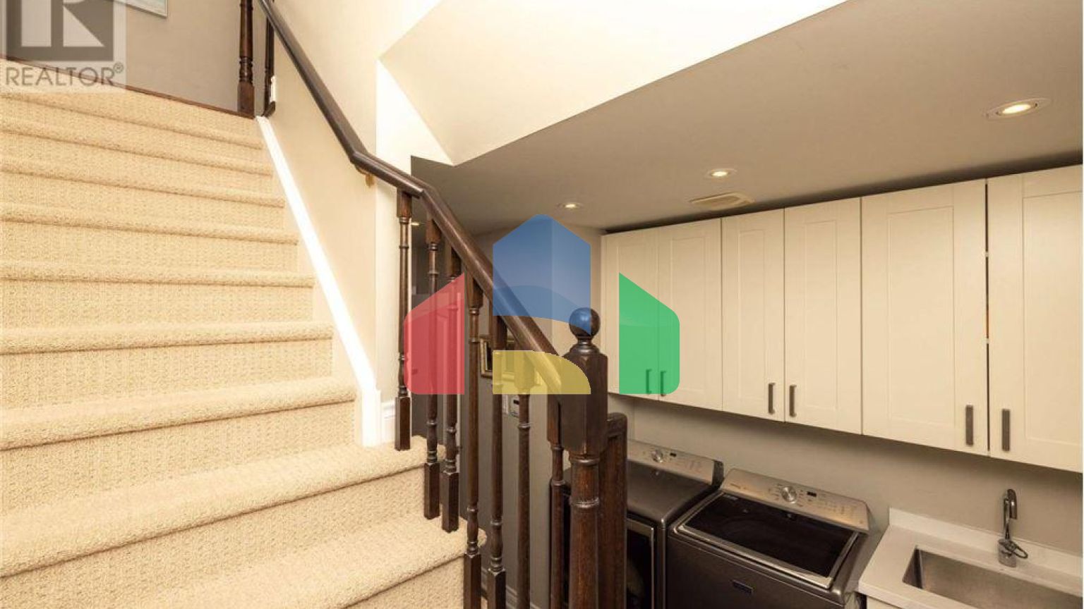 Residential - Single Family Home - Mississauga, Canada - Canada