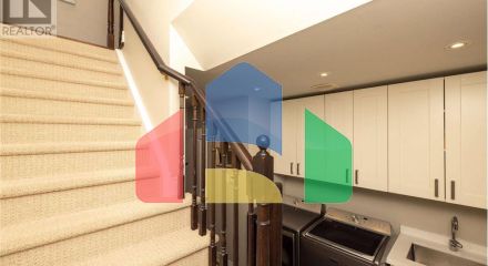 Residential - Single Family Home - Mississauga, Canada - Canada