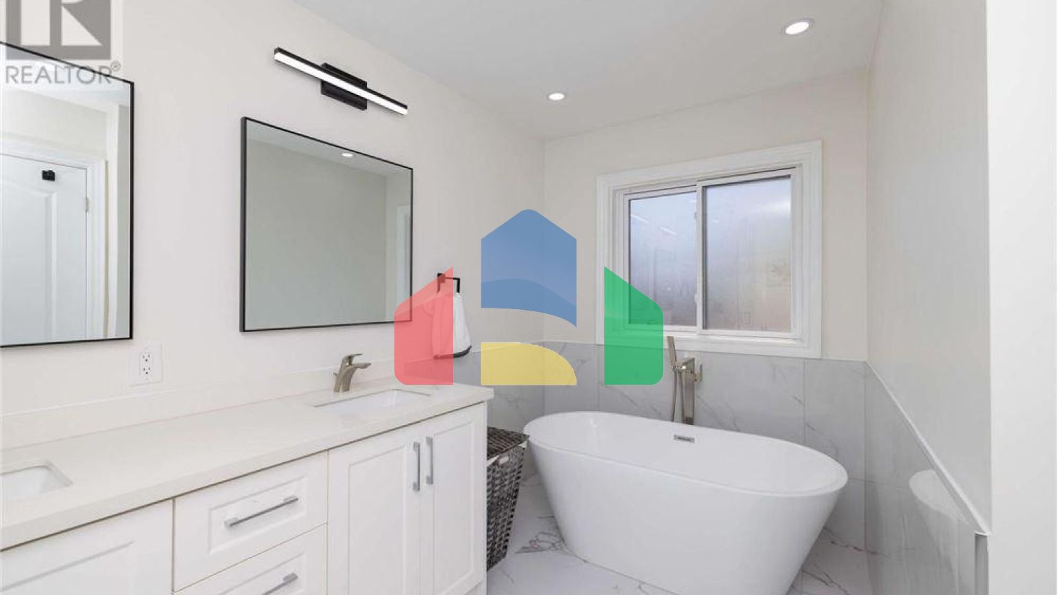 Residential - Single Family Home - Mississauga, Canada - Canada