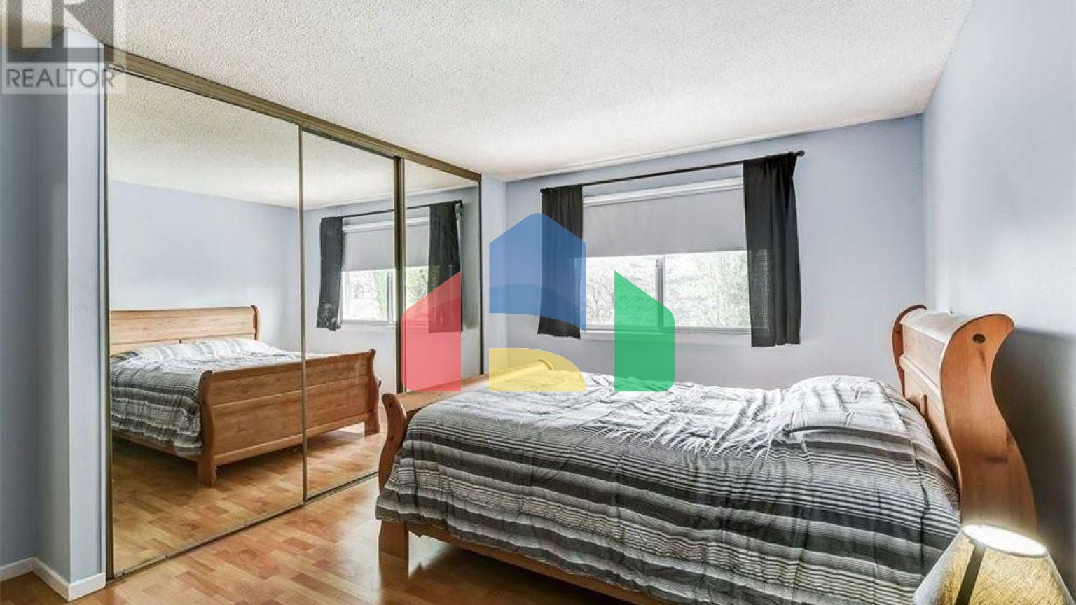 Residential - Single Family Home - Mississauga, Canada - Canada