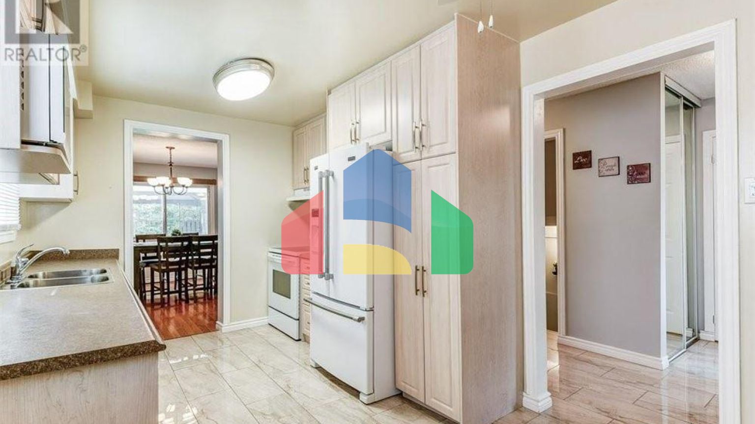 Residential - Single Family Home - Mississauga, Canada - Canada