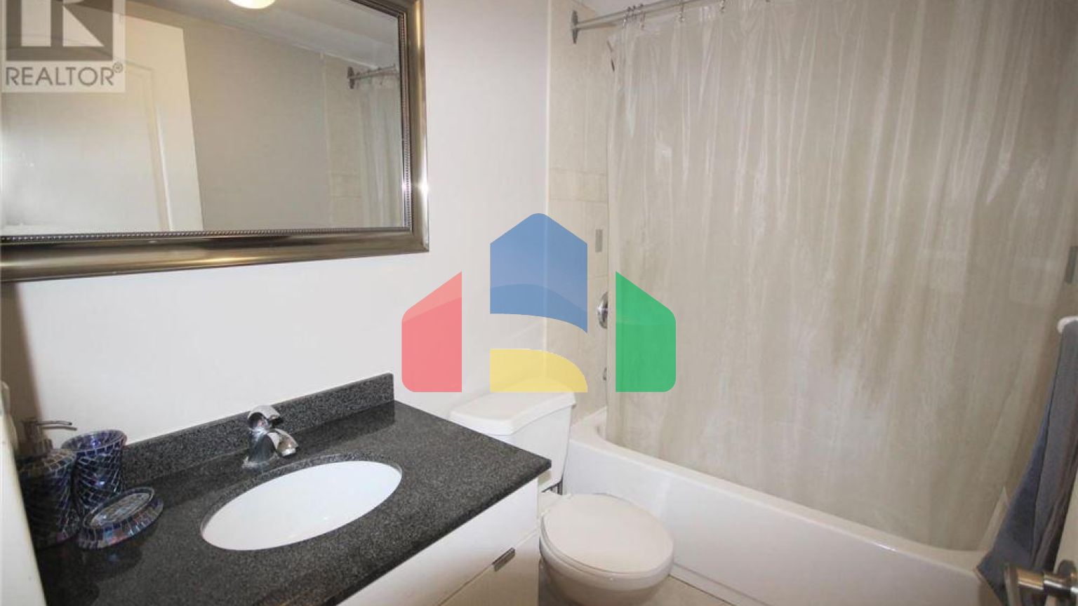 Residential - Condo/Apartment - Mississauga, Canada - Canada