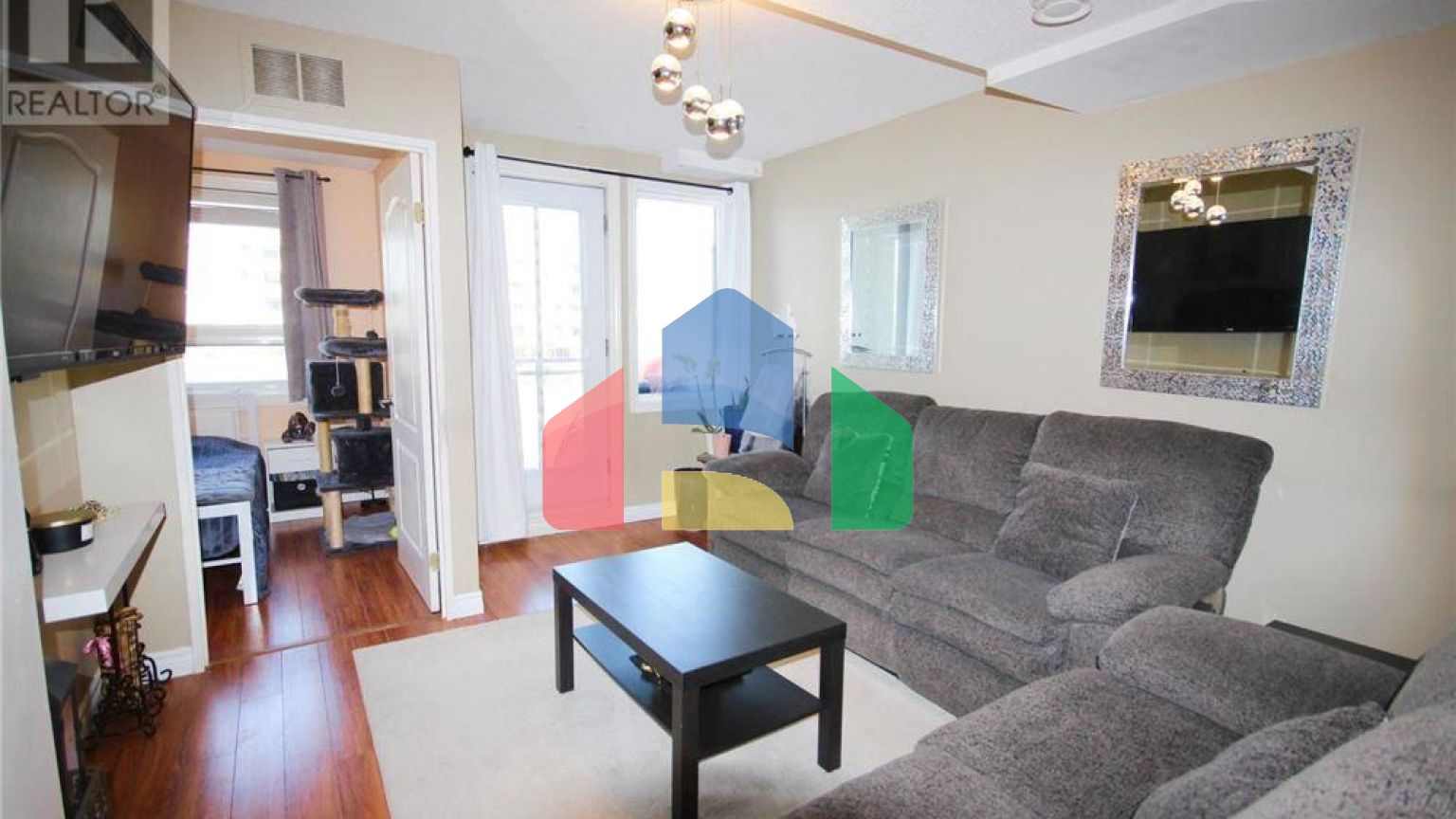 Residential - Condo/Apartment - Mississauga, Canada - Canada