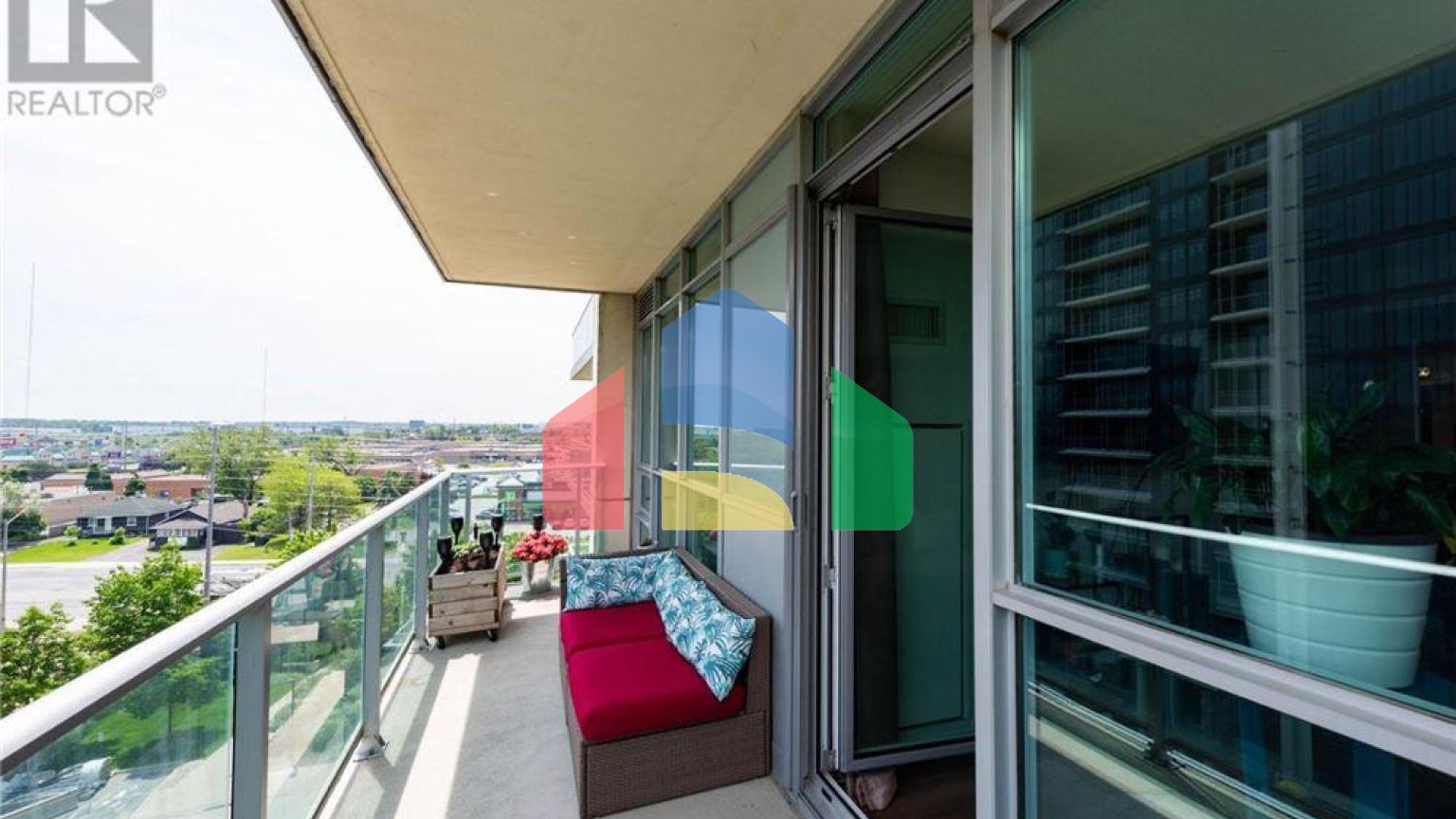 Residential - Condo/Apartment - Mississauga, Canada - Canada