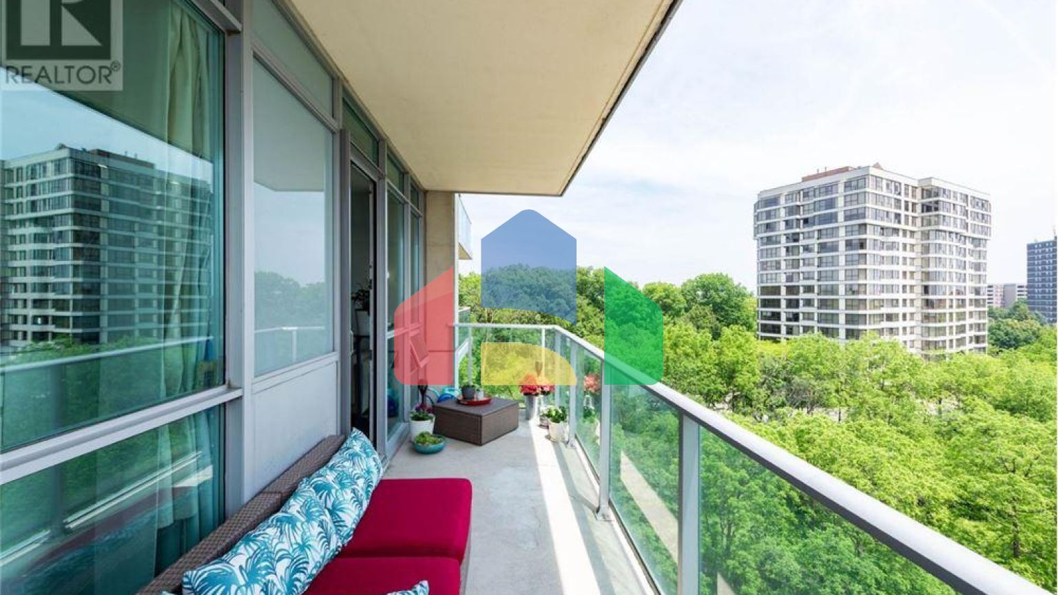 Residential - Condo/Apartment - Mississauga, Canada - Canada