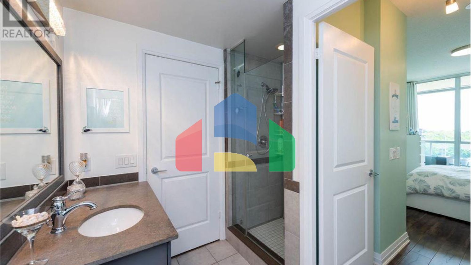 Residential - Condo/Apartment - Mississauga, Canada - Canada