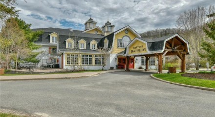Residential - Condo/Apartment - Mont-Tremblant, Canada - Canada