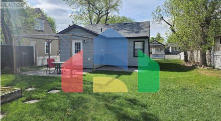 Residential - Single Family Home - Moose Jaw, Canada - Canada